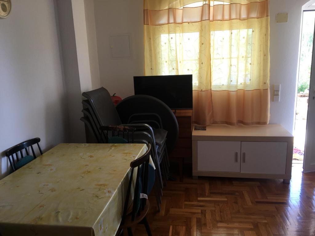 Apartman Put Svete Kate Raslina Екстериор снимка